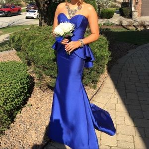 Mac Duggal Prom dress